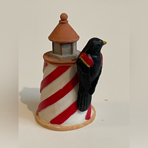 Lenox Hand painted Blackbird on Lighthouse Birdhouse Thimble - Picture 2 of 6